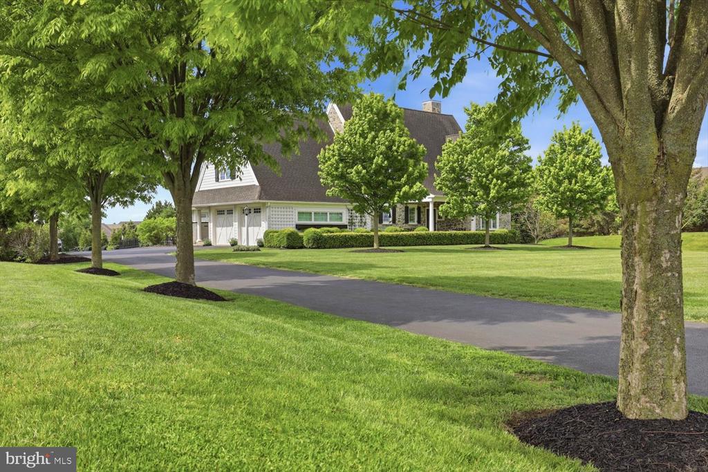 640 SNYDER ROAD