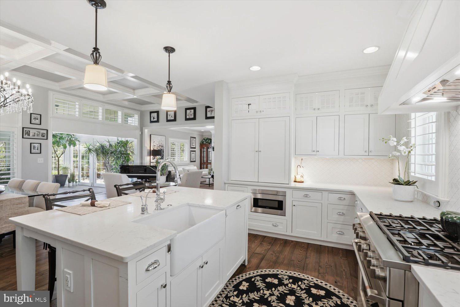 640 SNYDER ROAD