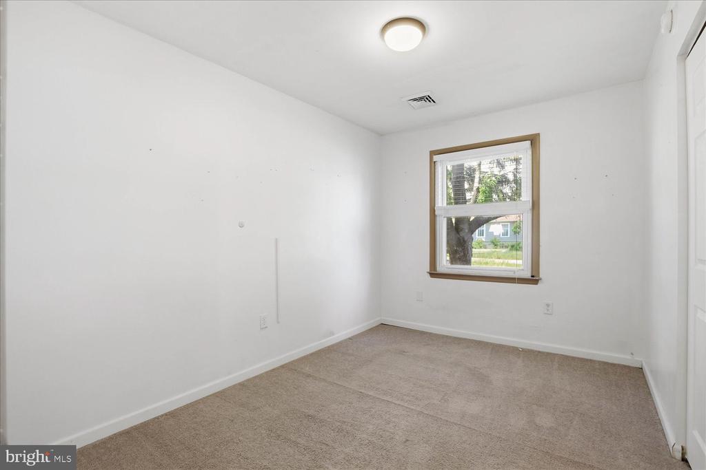 536 MARTIN AVENUE