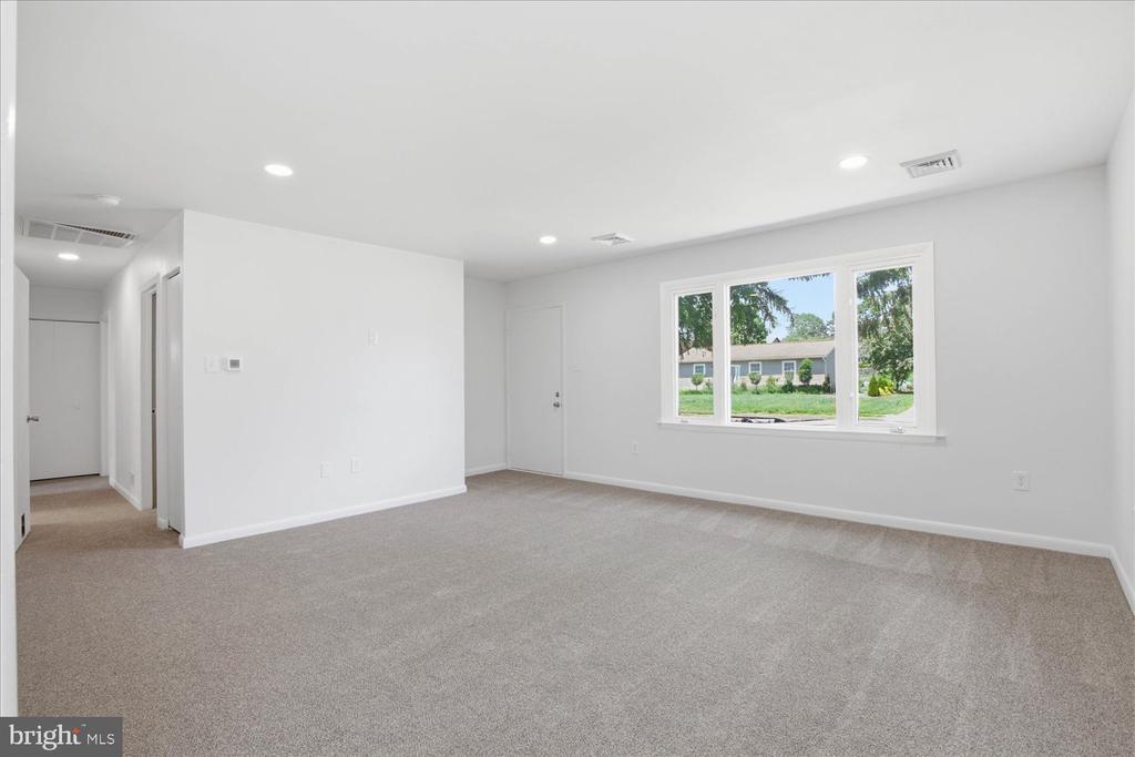 536 MARTIN AVENUE
