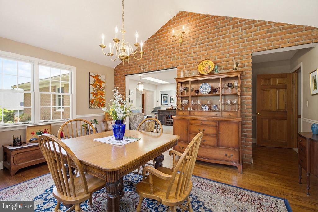322 HILLTOP ROAD