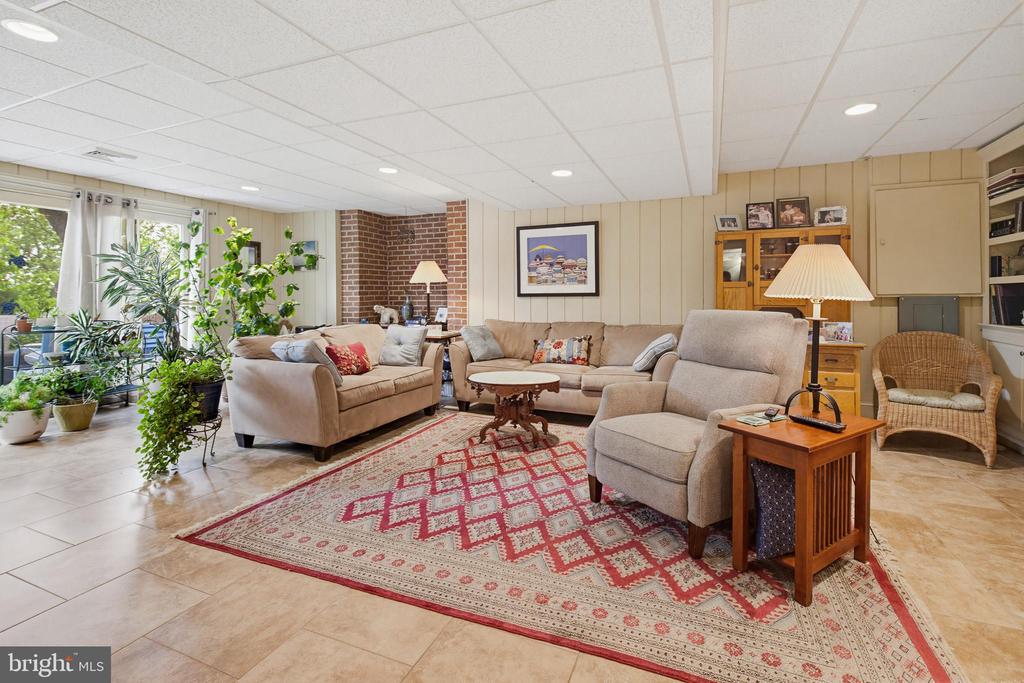 322 HILLTOP ROAD