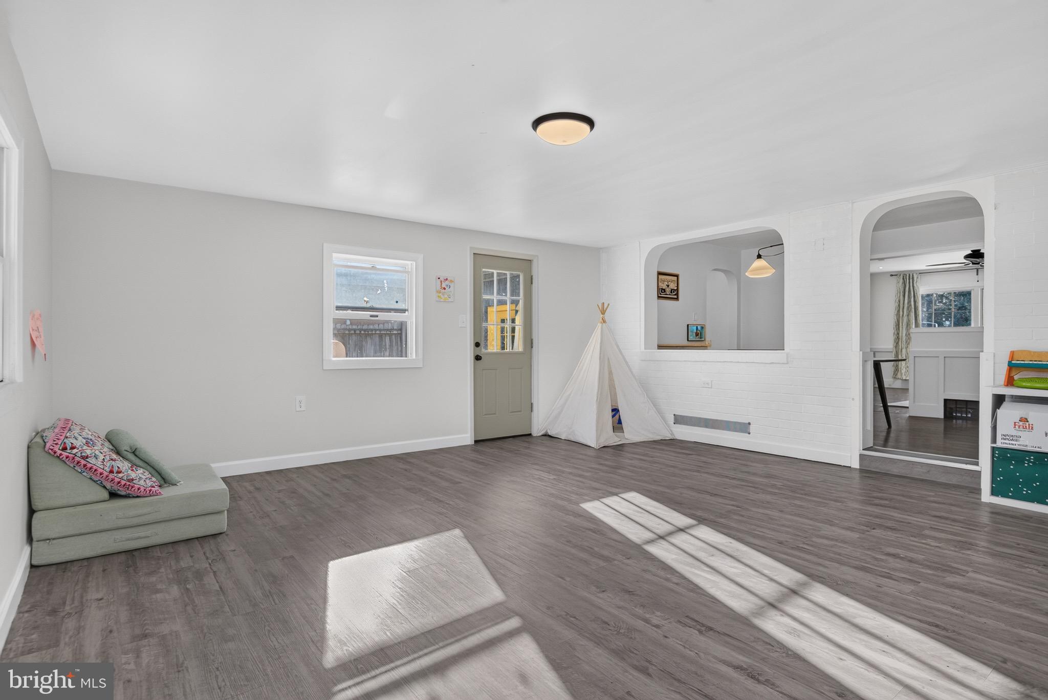 70 BARRE DRIVE