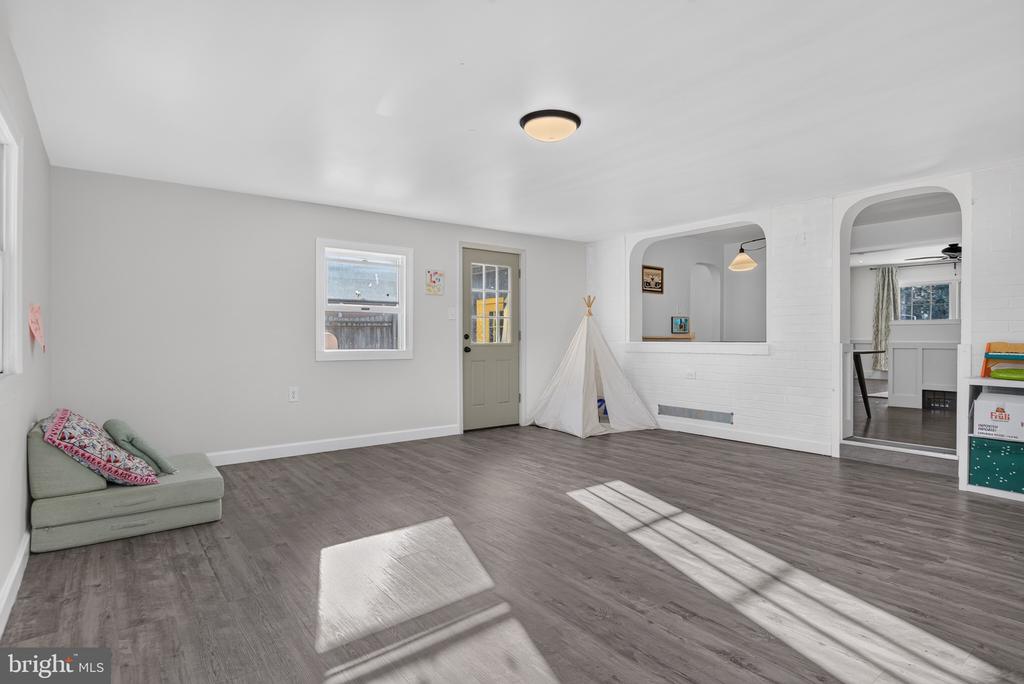 70 BARRE DRIVE