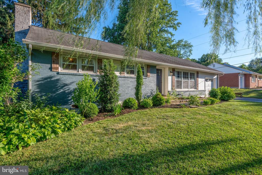 70 BARRE DRIVE