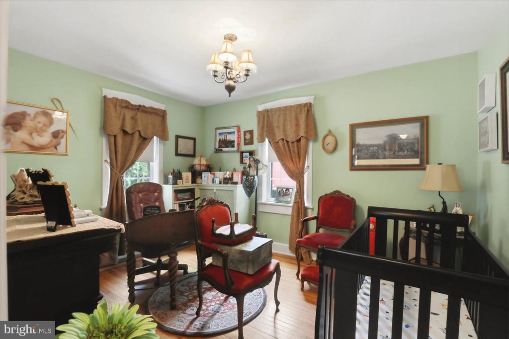 2311 NEW HOLLAND PIKE