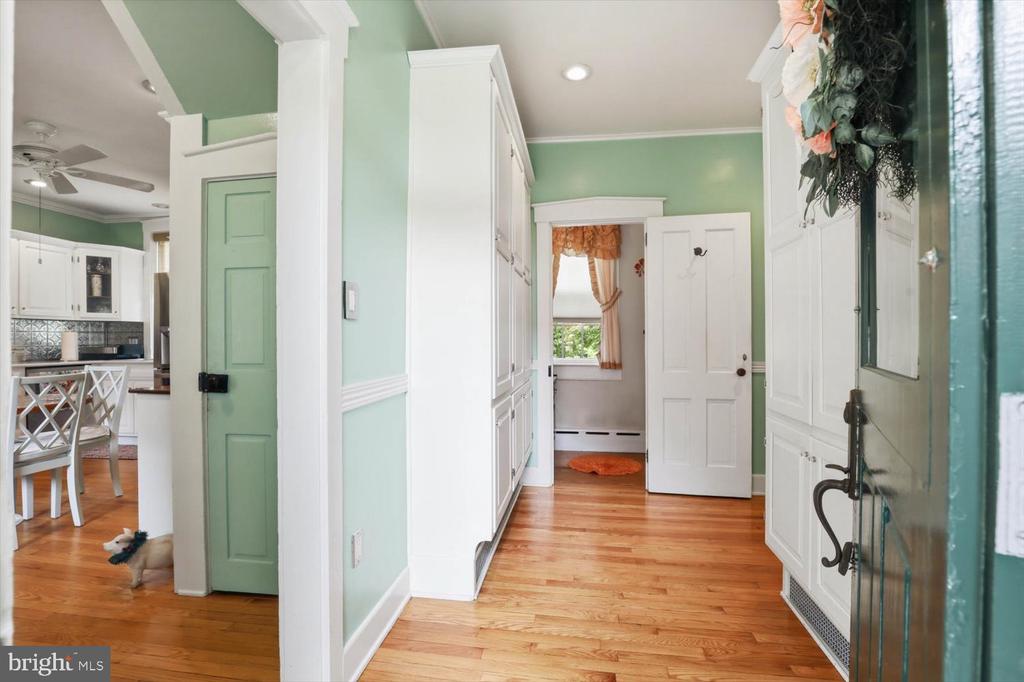 2311 NEW HOLLAND PIKE
