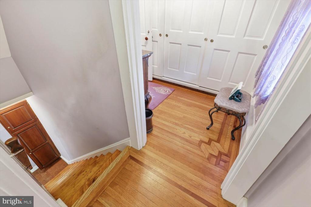 2311 NEW HOLLAND PIKE