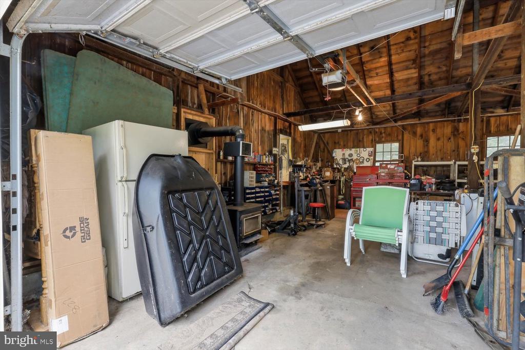 2311 NEW HOLLAND PIKE