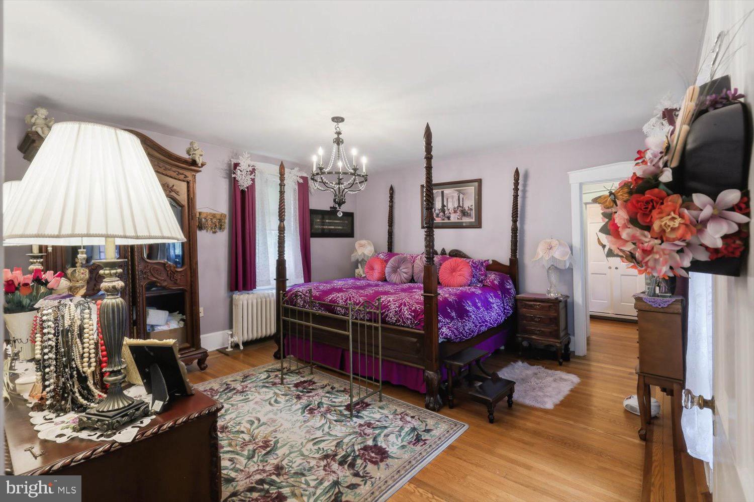 2311 NEW HOLLAND PIKE