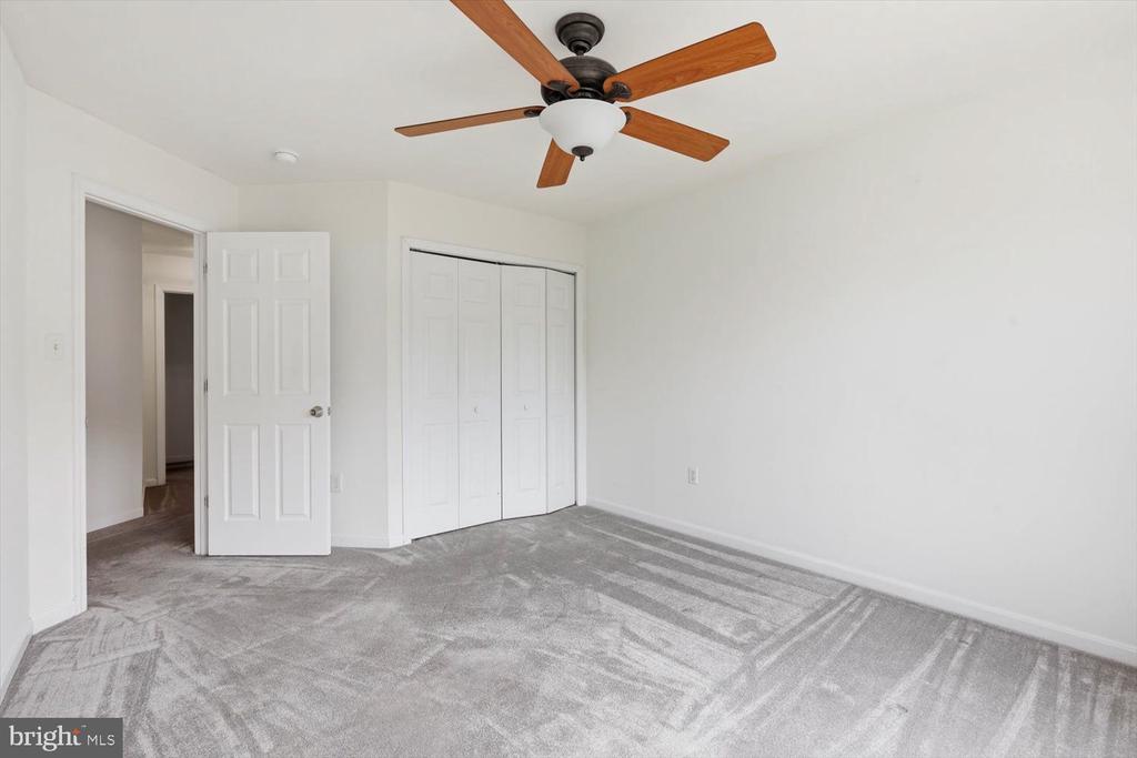 435 RABBIT HILL LANE