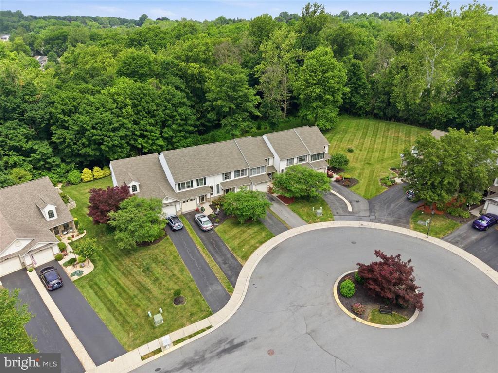 435 RABBIT HILL LANE