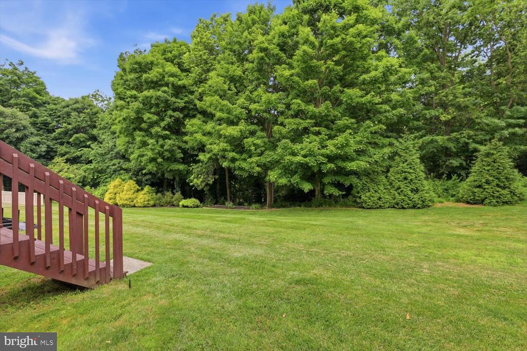 435 RABBIT HILL LANE