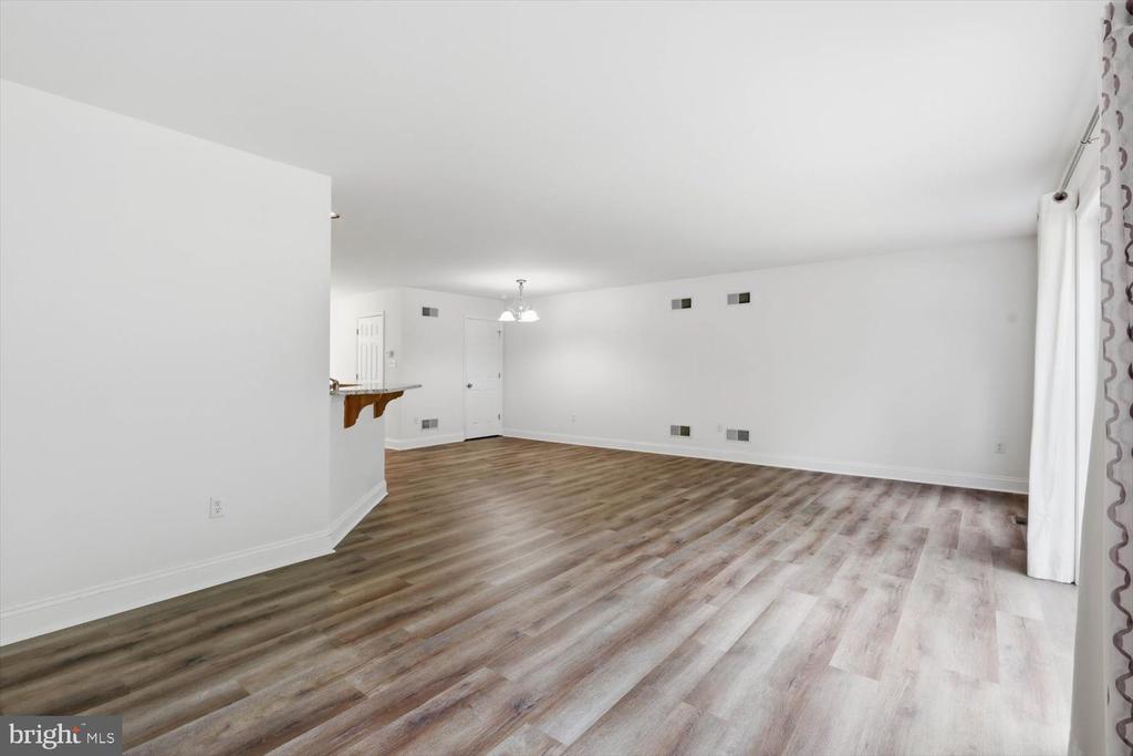 435 RABBIT HILL LANE