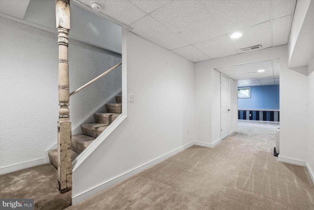 435 RABBIT HILL LANE