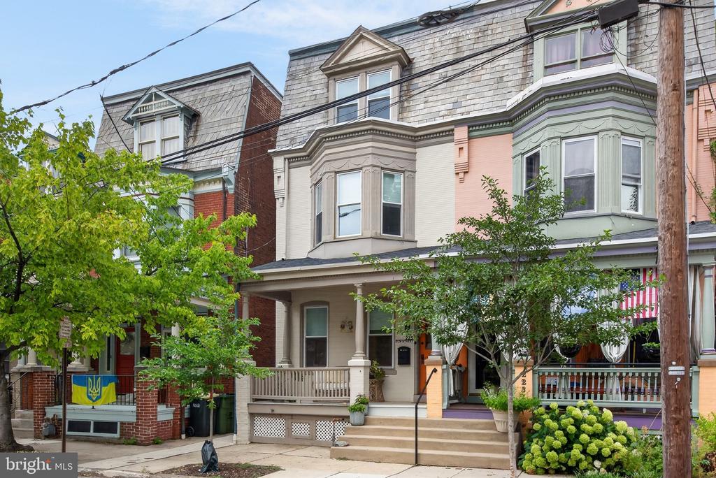 225 ELM STREET