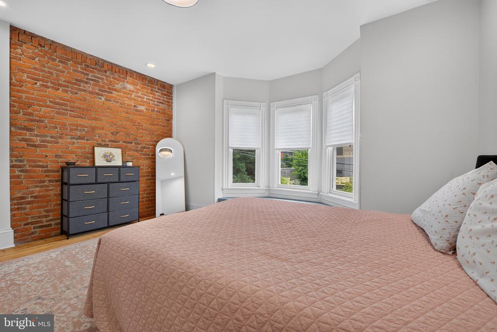 225 ELM STREET