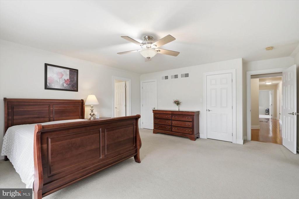 379 ECKER DRIVE