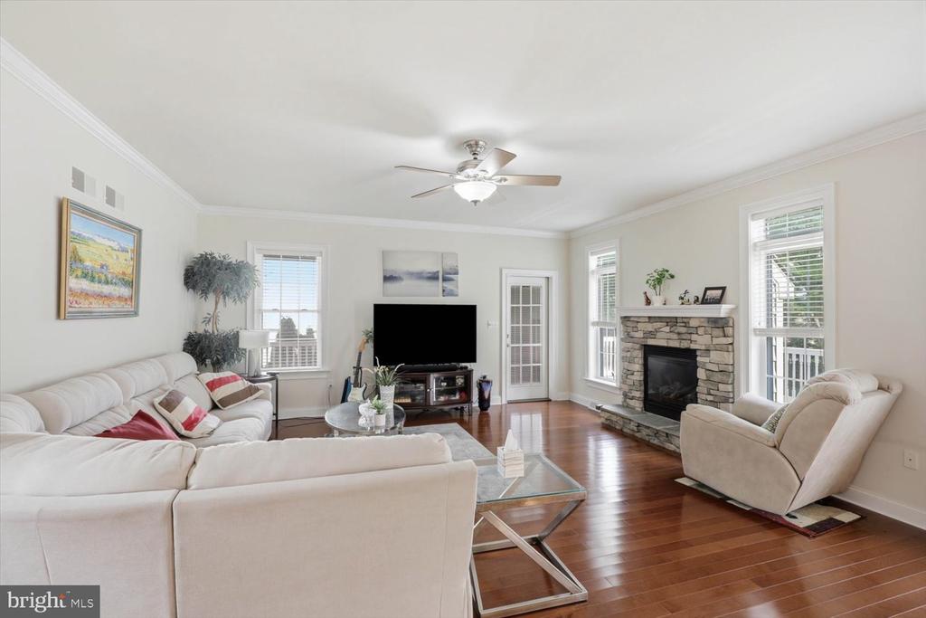 379 ECKER DRIVE