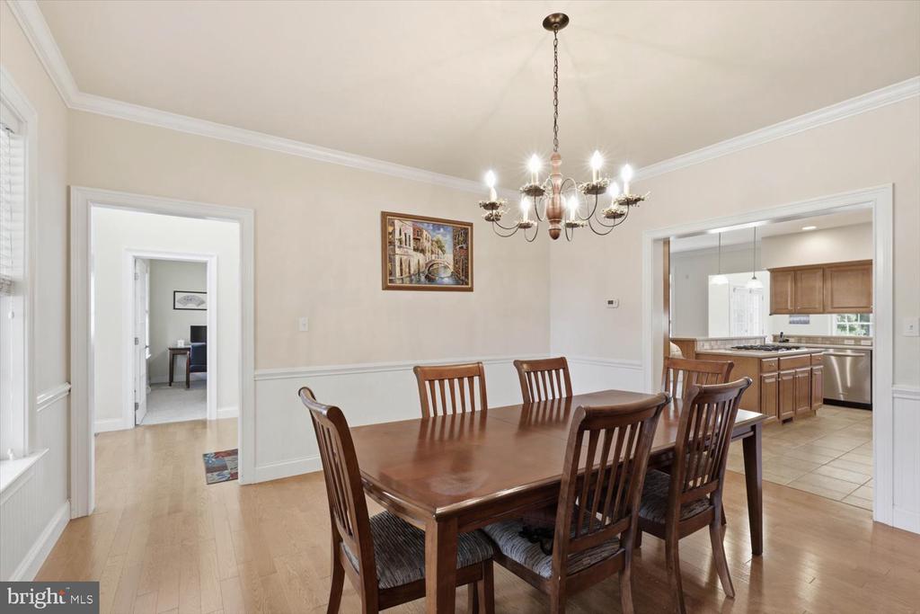 379 ECKER DRIVE