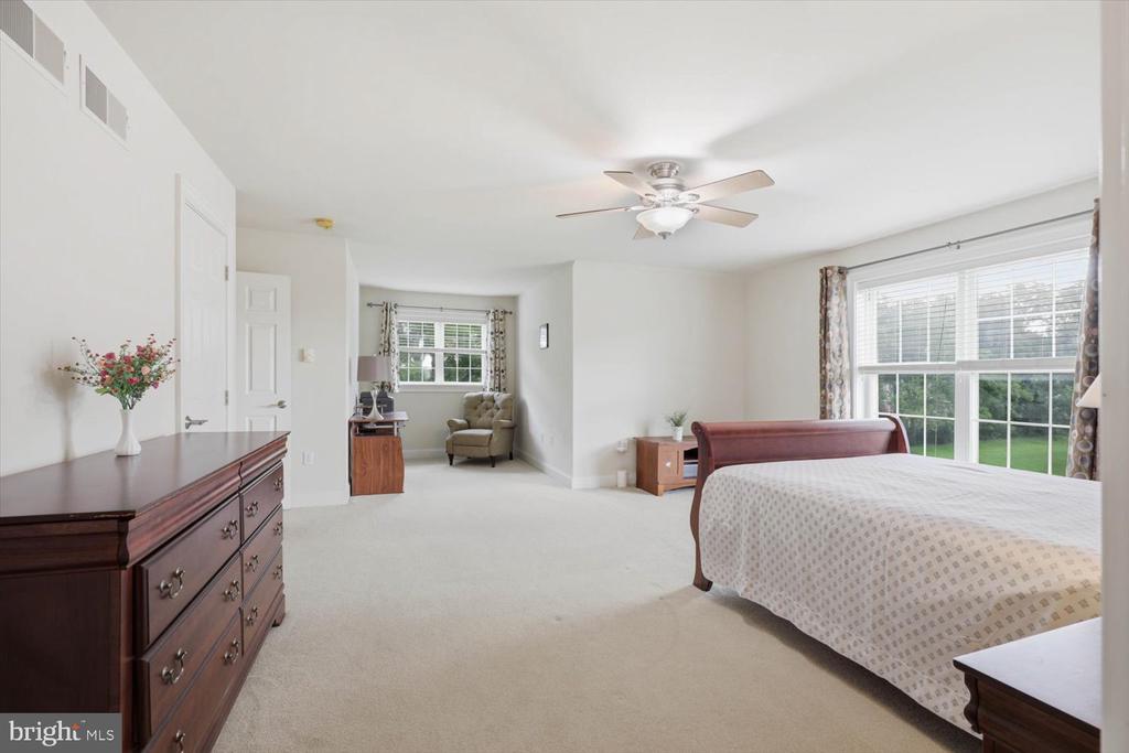 379 ECKER DRIVE