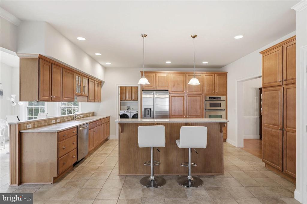 379 ECKER DRIVE