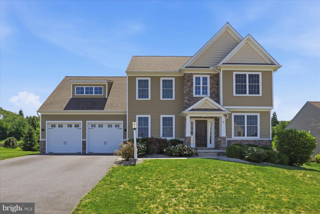 354 AMBER DRIVE