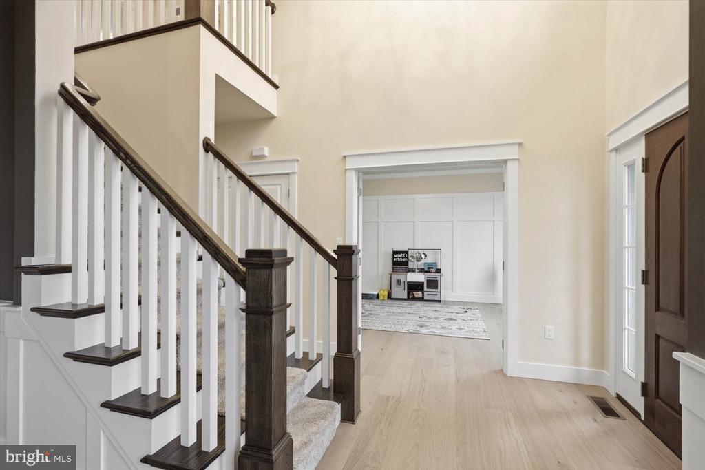 354 AMBER DRIVE