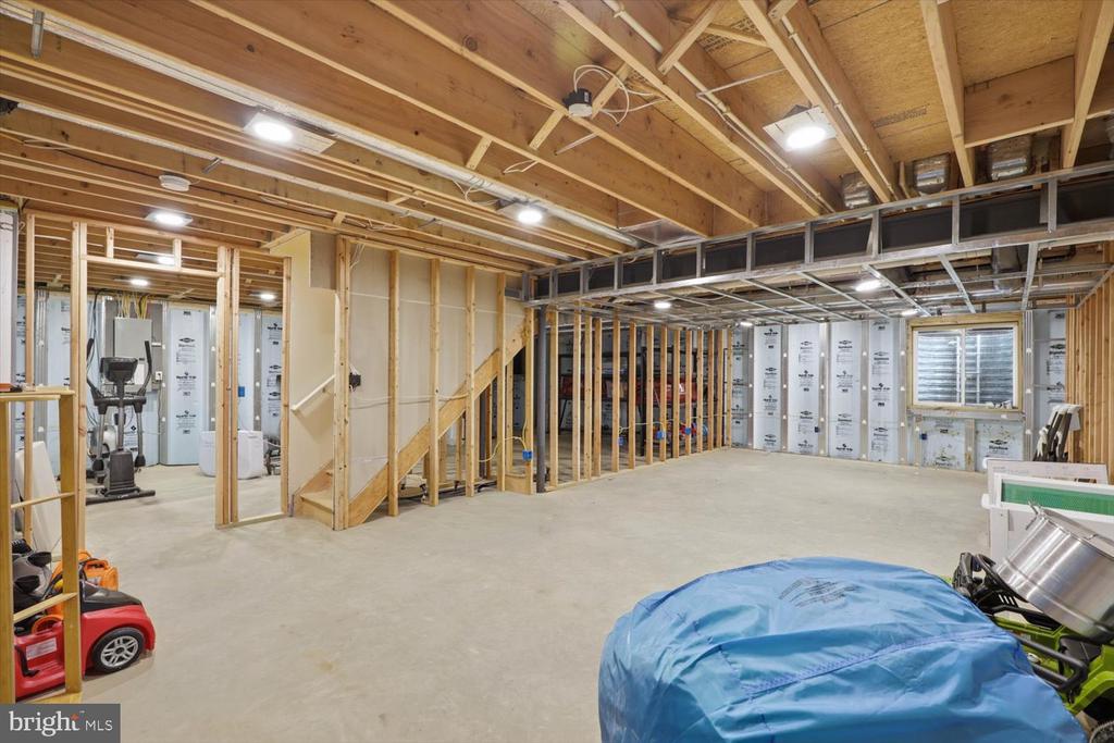 354 AMBER DRIVE
