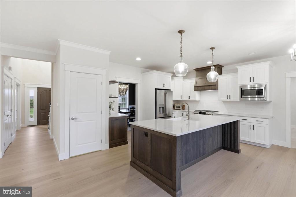 354 AMBER DRIVE