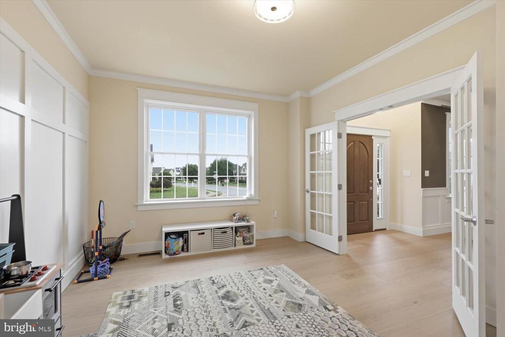 354 AMBER DRIVE