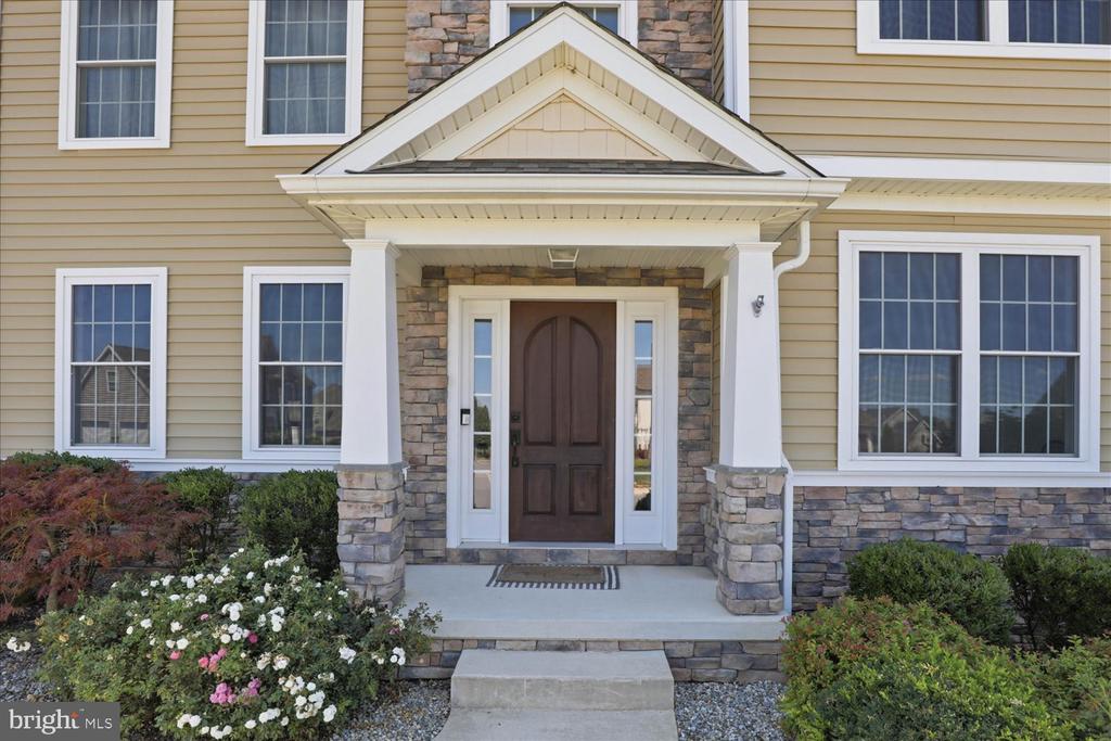 354 AMBER DRIVE
