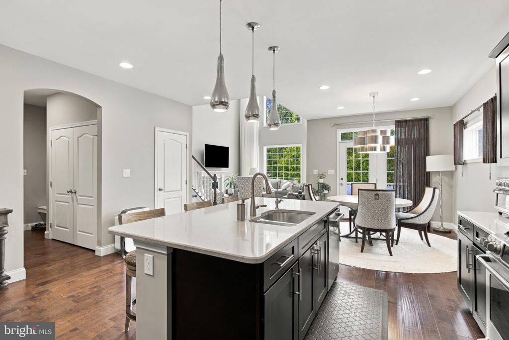 409 PRESCOT STREET Unit: 250