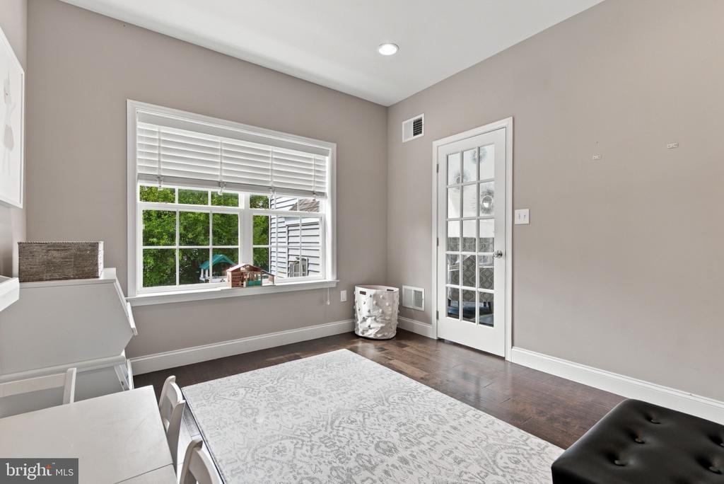 409 PRESCOT STREET Unit: 250