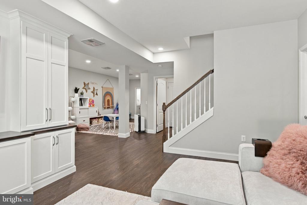 409 PRESCOT STREET Unit: 250