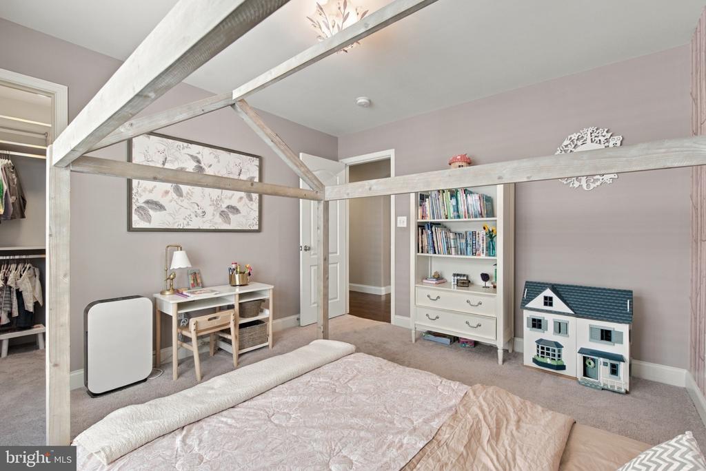 409 PRESCOT STREET Unit: 250