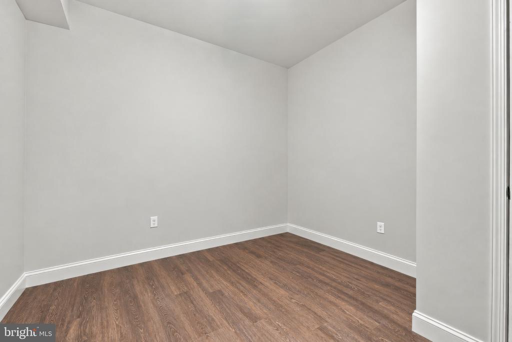 409 PRESCOT STREET Unit: 250