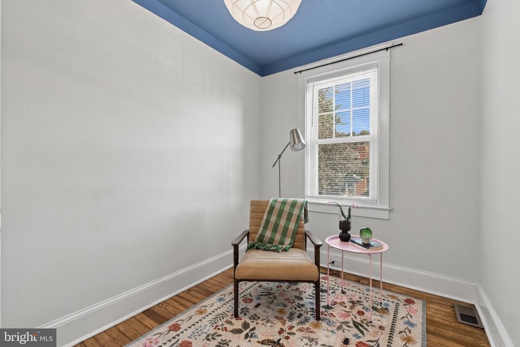 832 3RD STREET