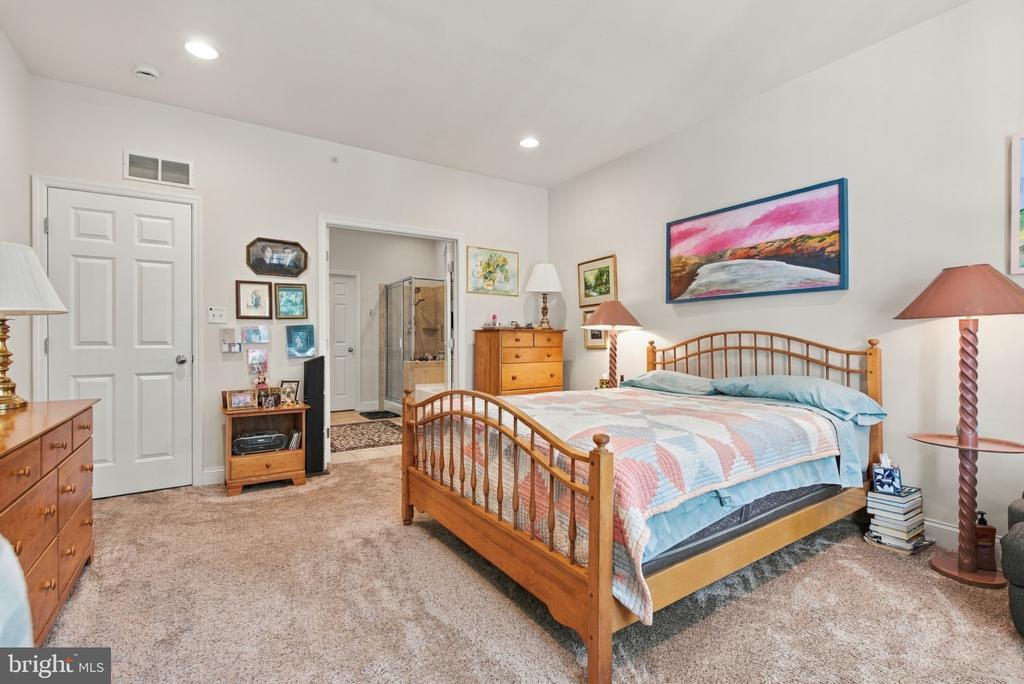 203 STEEPBANK ROAD