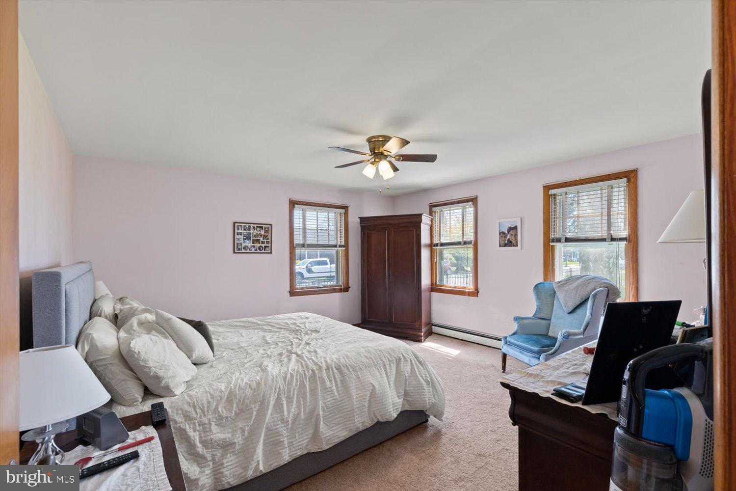 201 W WALNUT STREET
