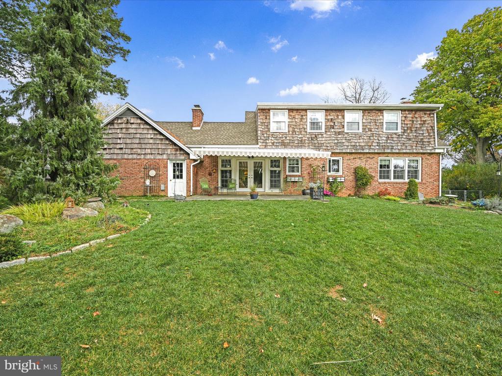 11 JULIADA DRIVE