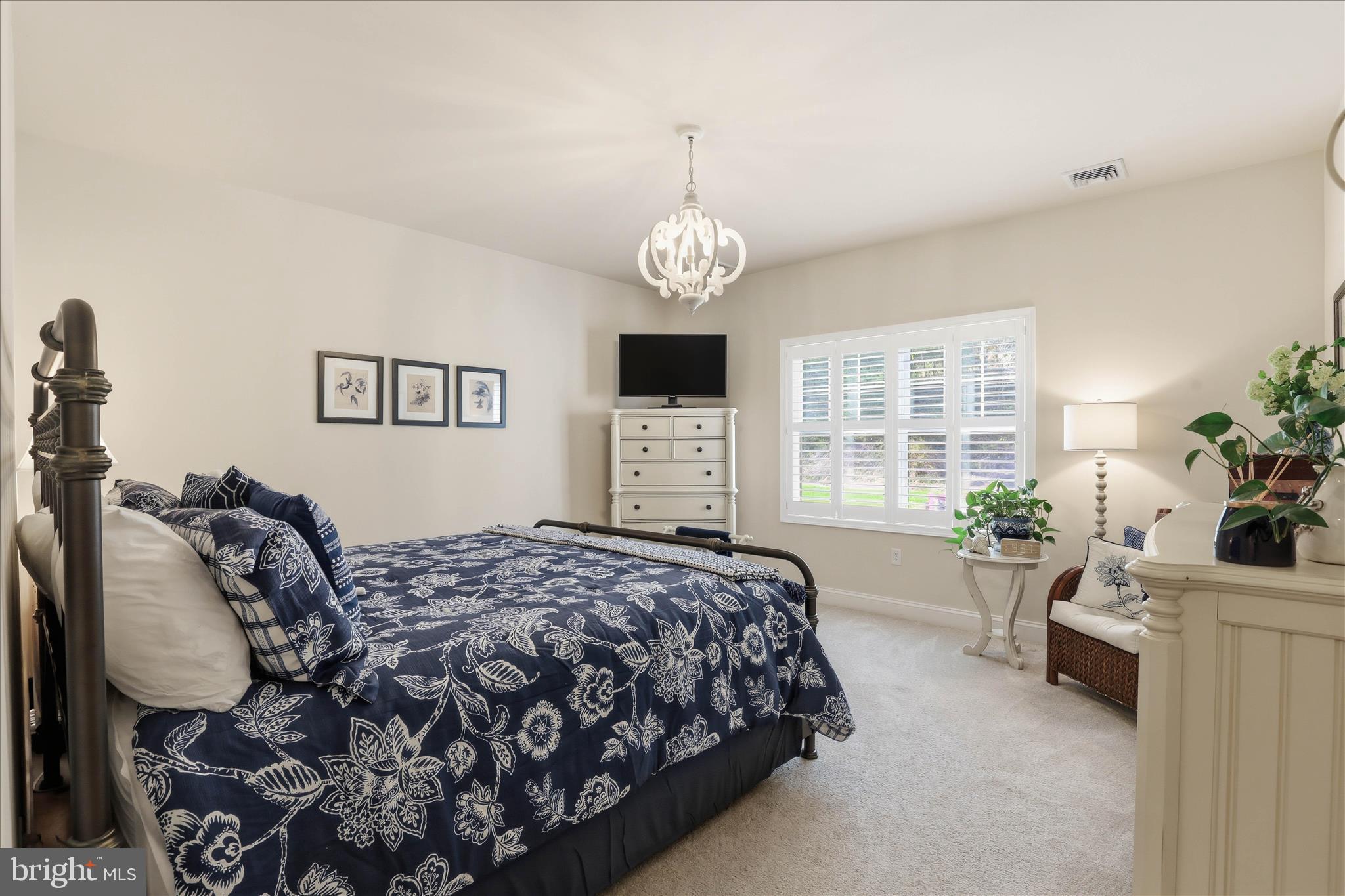 1027 NORTHGATE DRIVE