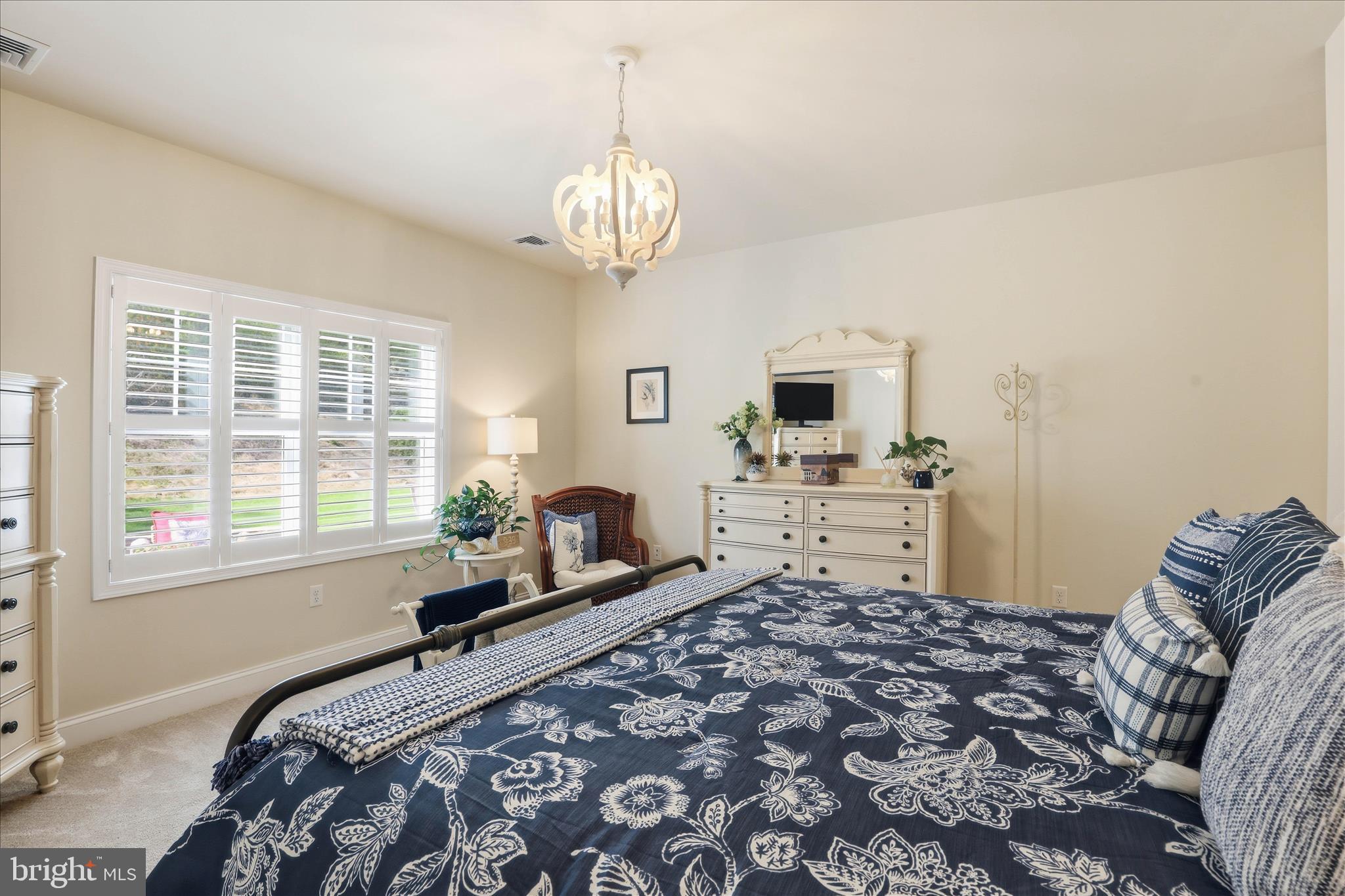 1027 NORTHGATE DRIVE