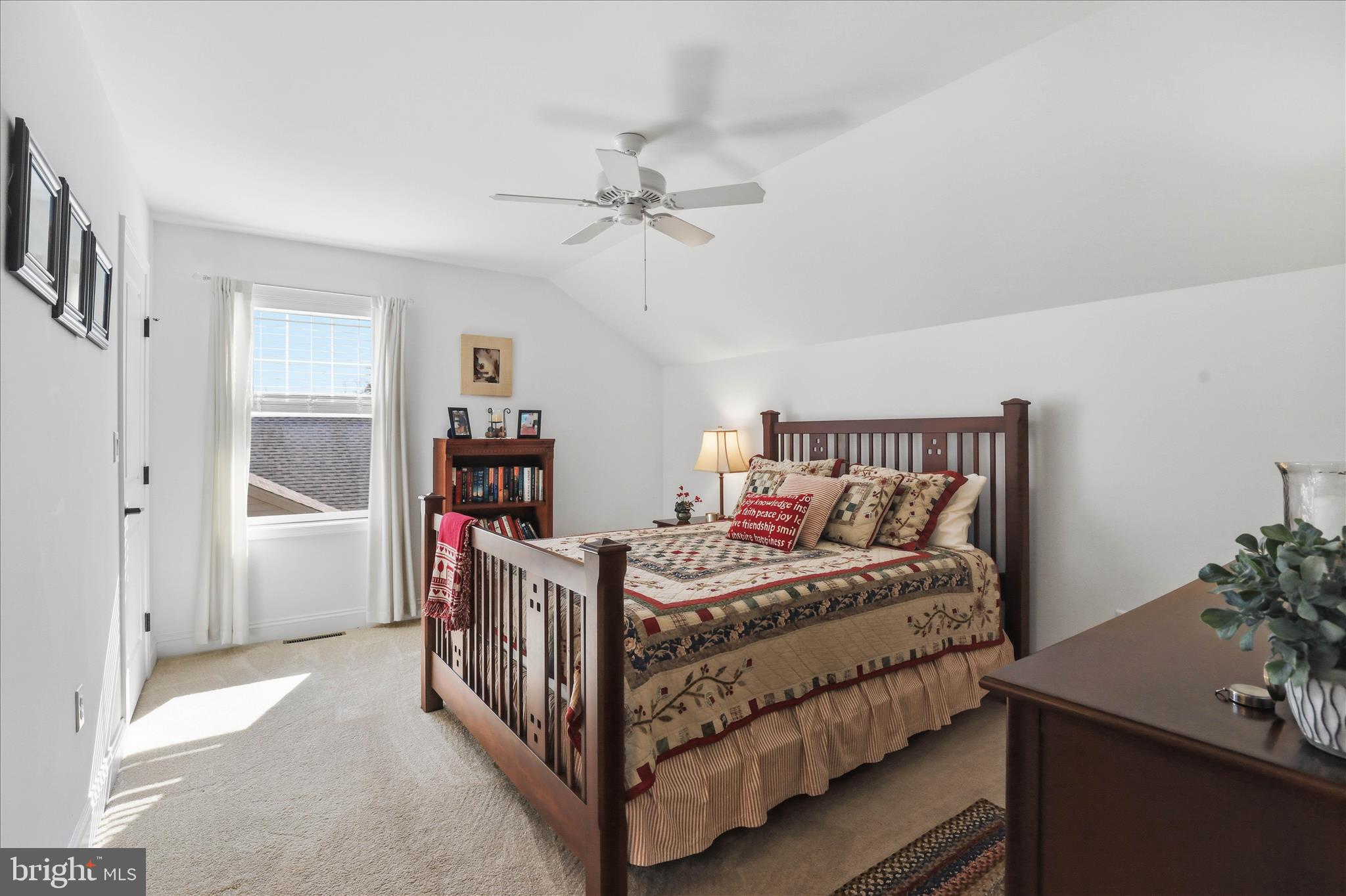 1027 NORTHGATE DRIVE