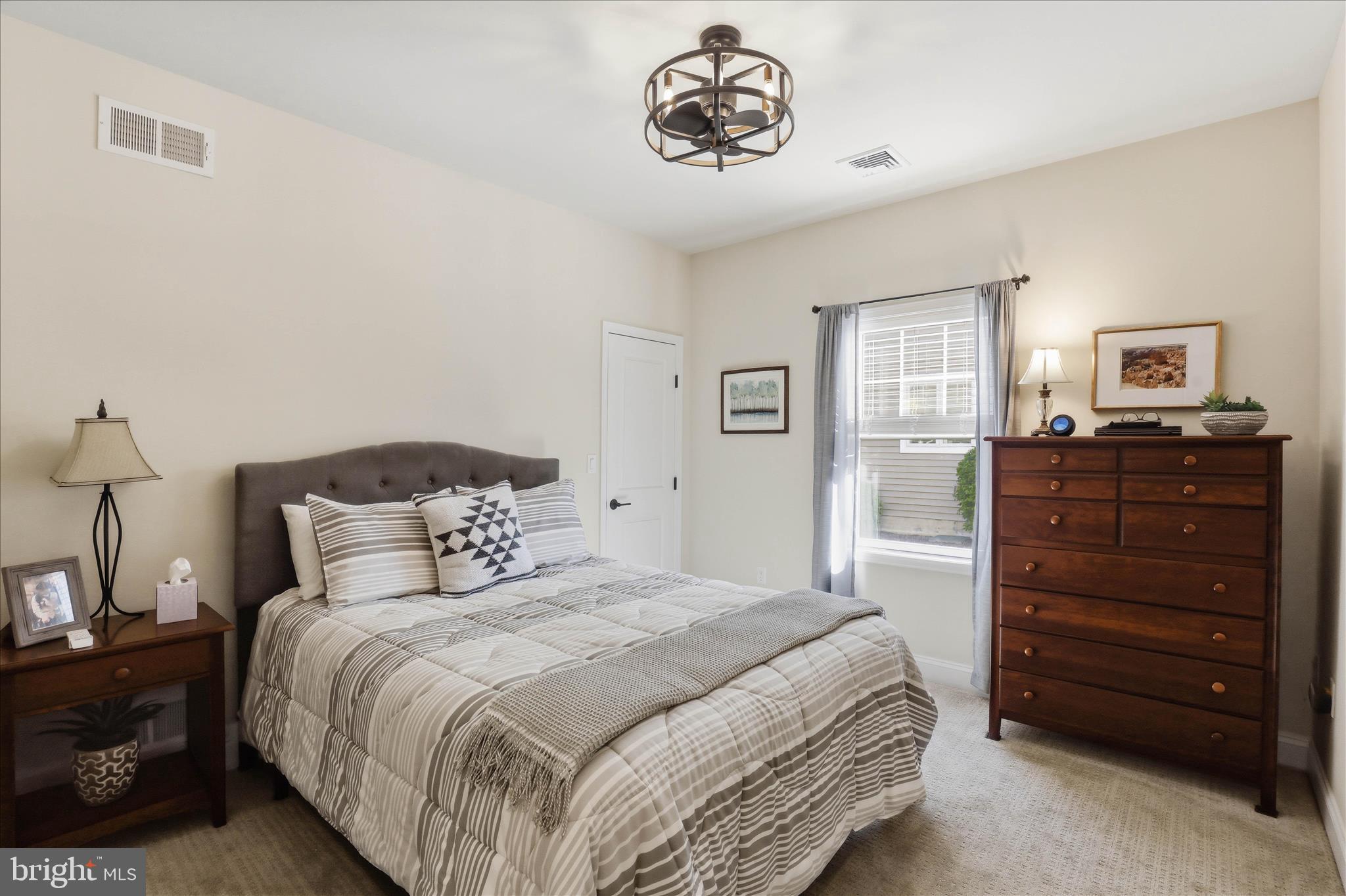 1027 NORTHGATE DRIVE