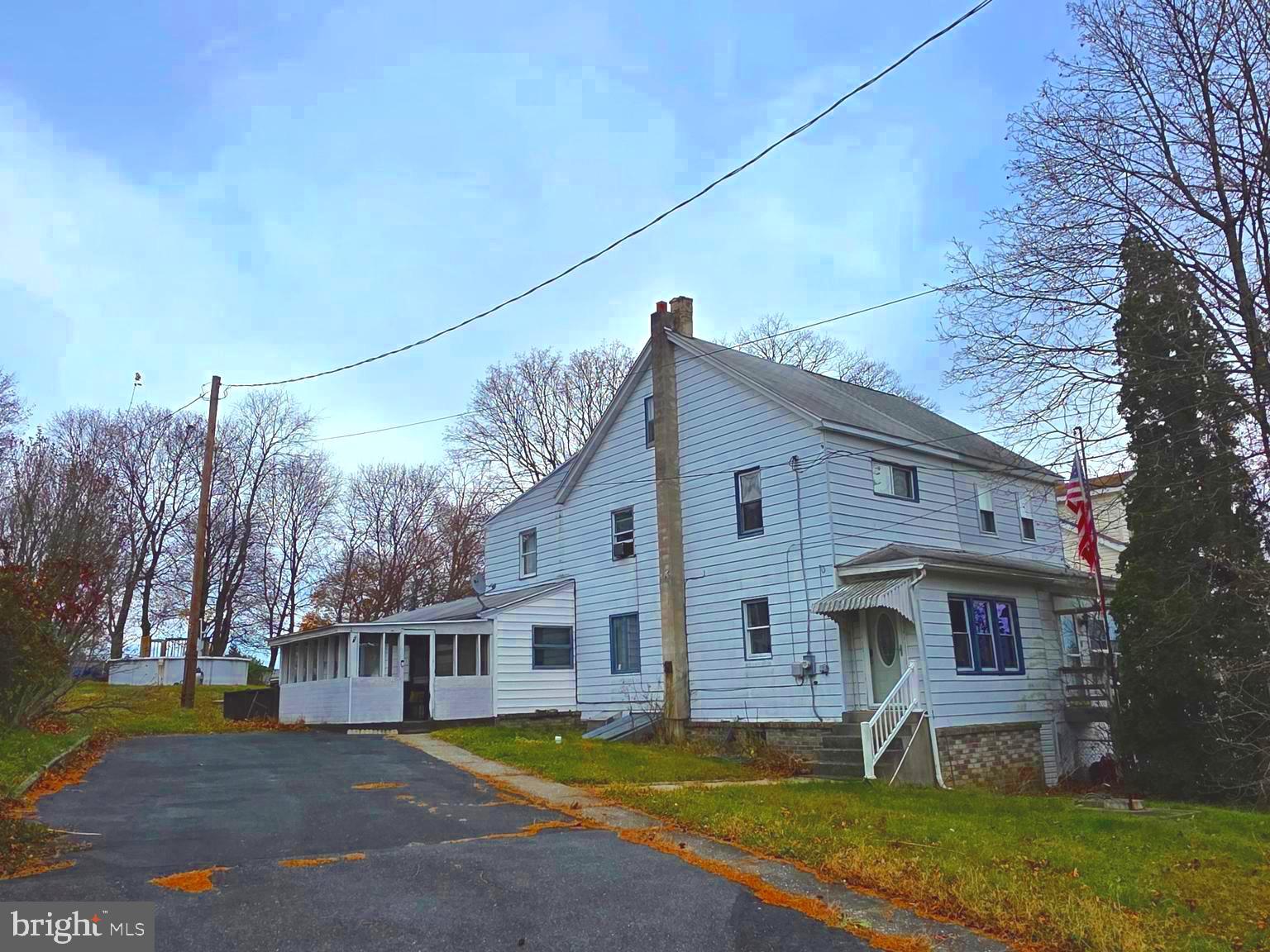 189 HIGH ROAD