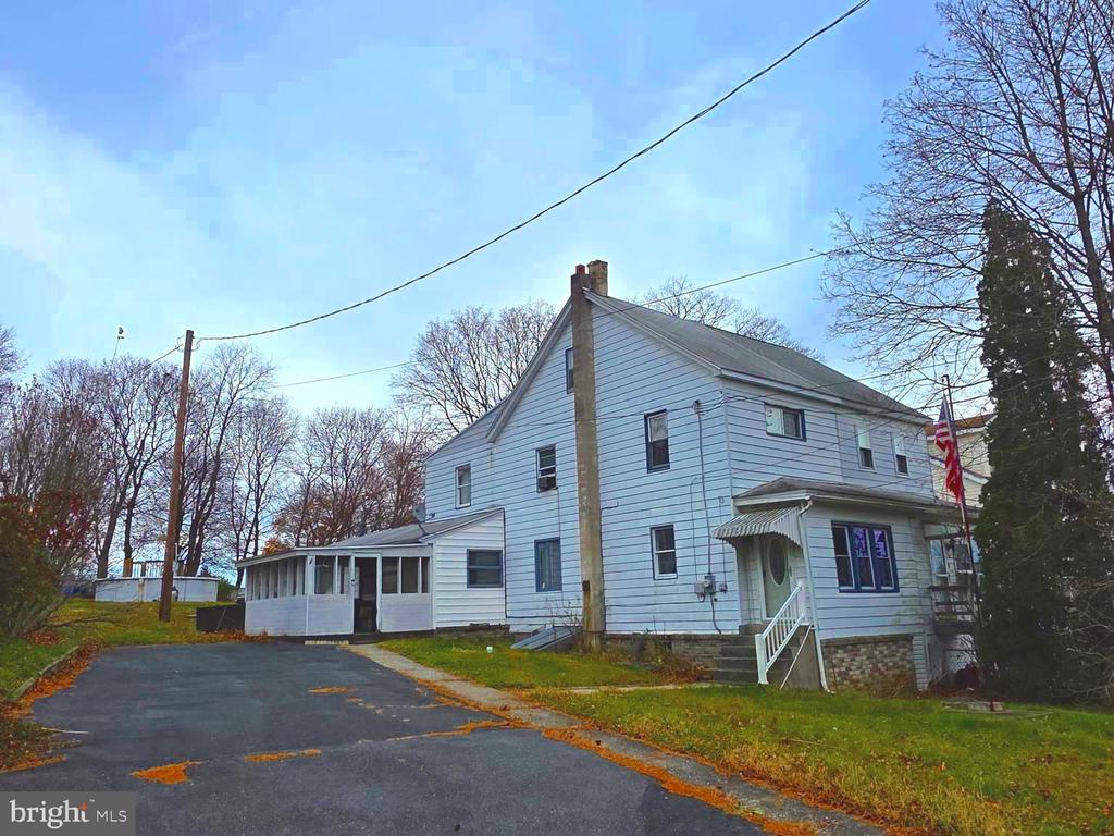 189 HIGH ROAD