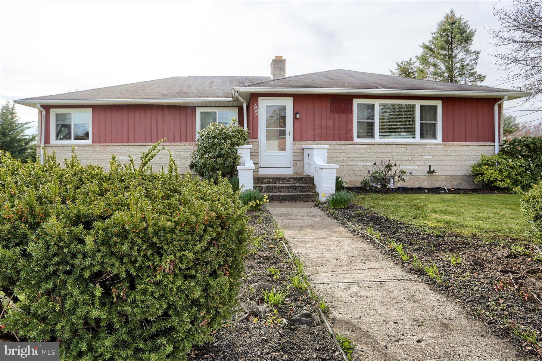 1801 OAKLEY DRIVE