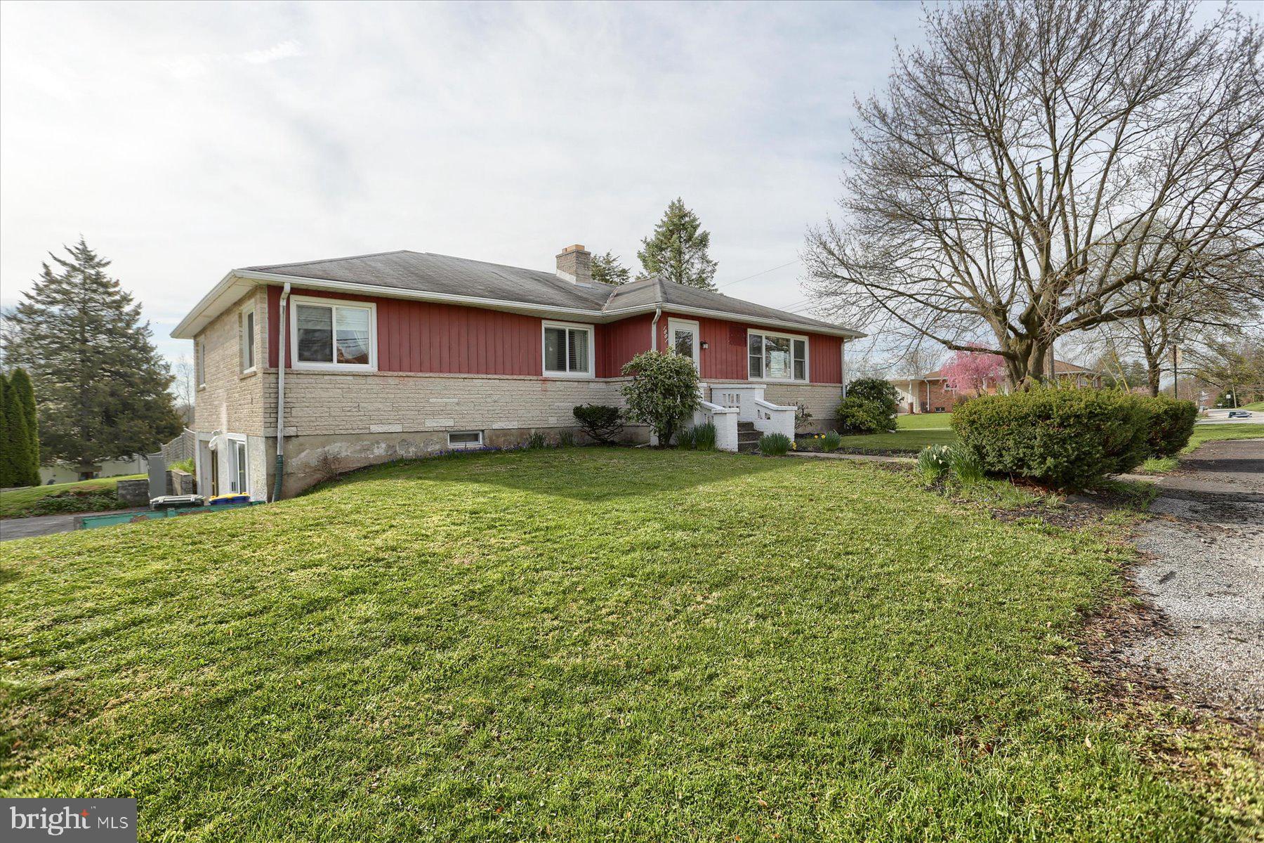 1801 OAKLEY DRIVE