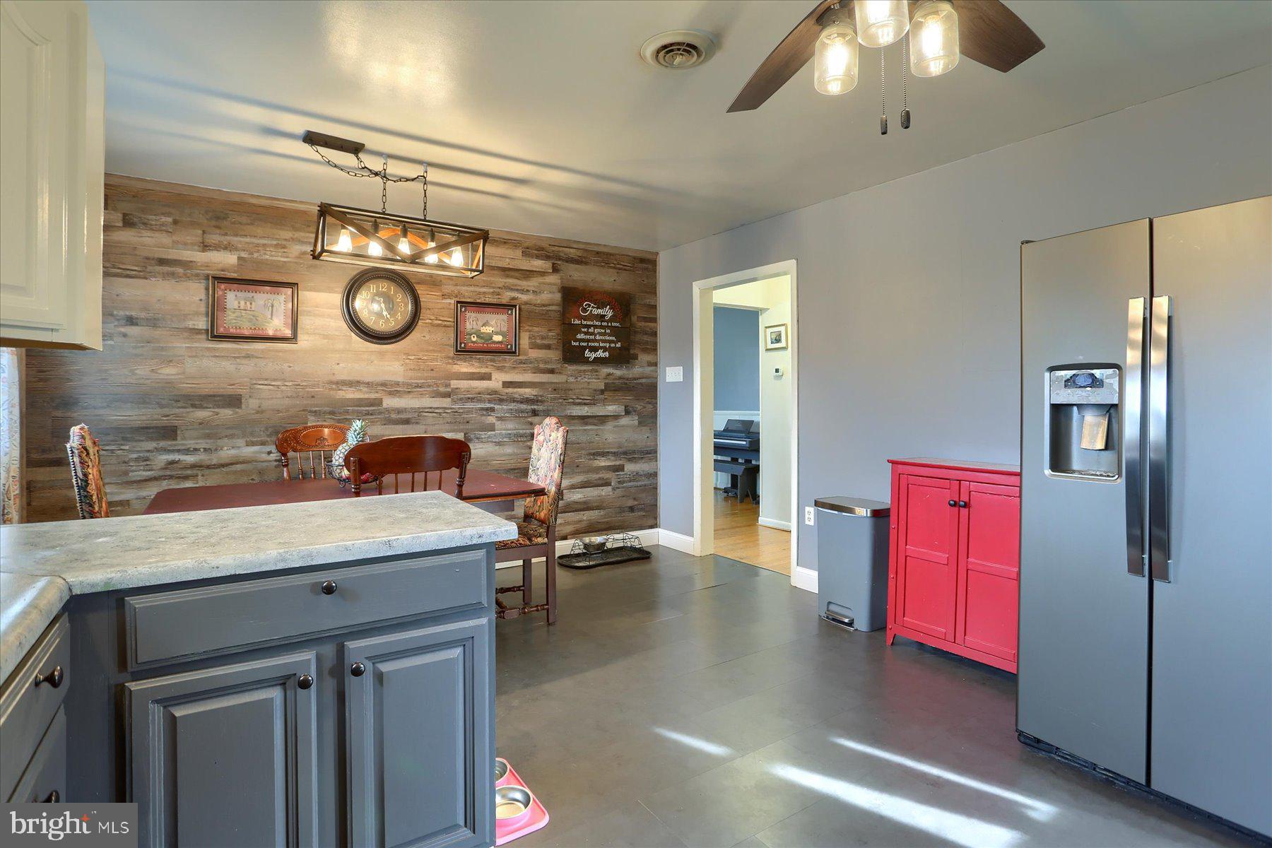 1801 OAKLEY DRIVE